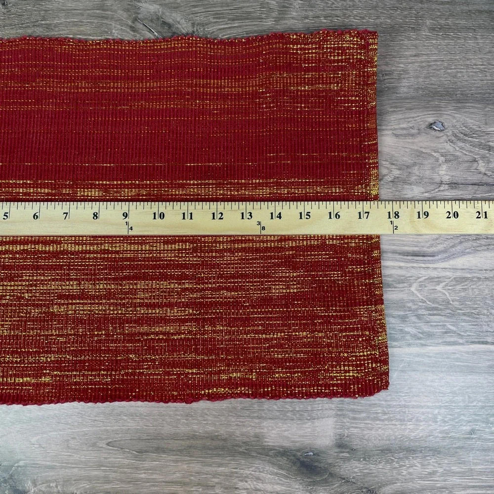 Red Woven Placemats with Gold Threading Set of 4 Table Decor Holiday Christmas
